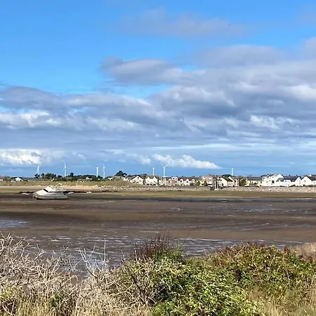 Beachside On Rspb Nature Reserve