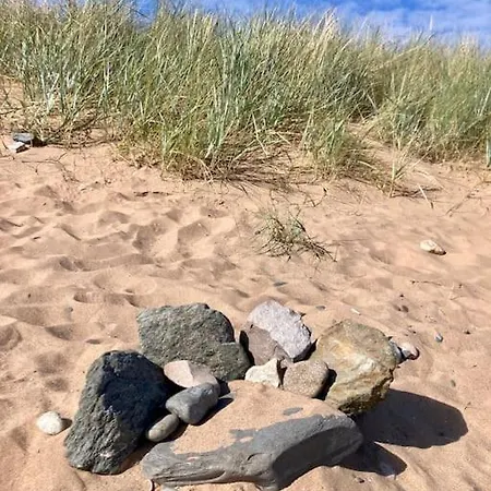 Beachside On Rspb Nature Reserve Semesterbostad *