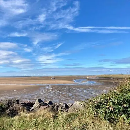 Beachside On Rspb Nature Reserve *