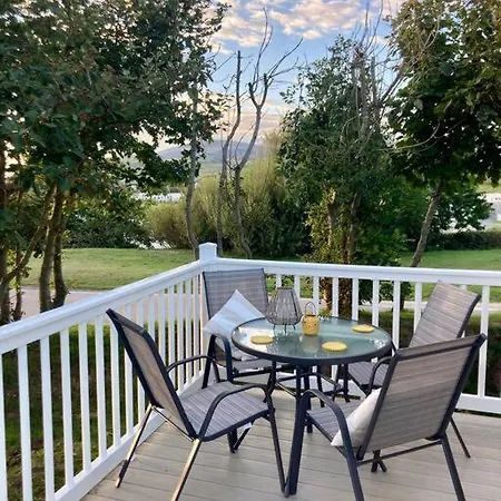 Beachside On Rspb Nature Reserve *